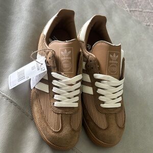 Adidas Women's Tan and Cream Samba Sneakers